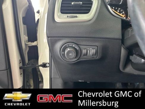 Used 2019 Jeep Compass Latitude w/ Cold Weather Group AWD/4WD image 17