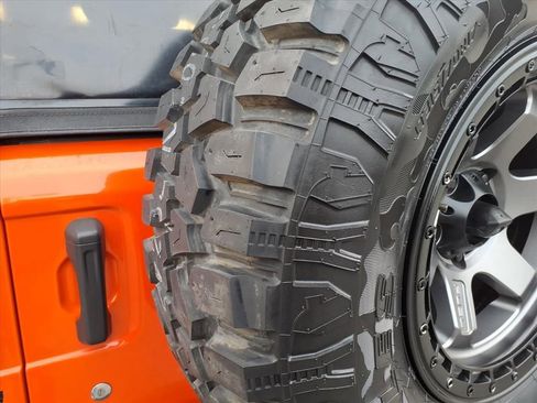 Used 2020 Jeep Wrangler Sport image 13