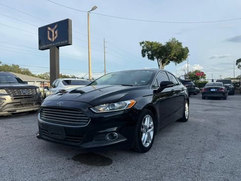 Used 2016 Ford Fusion SE w/ Equipment Group 202A FWD image 1