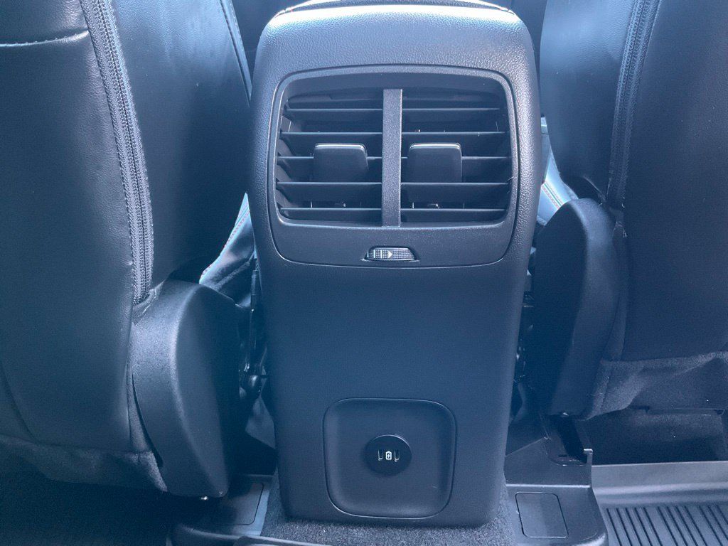 Used 2024 Ford Escape ST-Line Select w/ Tech Pack #1 AWD/4WD image 38