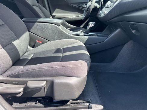 Used 2024 Chevrolet Malibu LT image 13