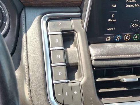 Used 2021 Chevrolet Tahoe High Country w/ Premium Package AWD/4WD image 15