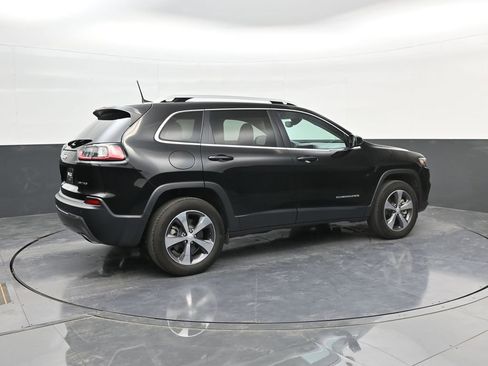 Used 2020 Jeep Cherokee Limited AWD/4WD image 8