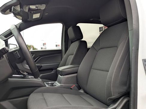 Used 2024 GMC Canyon Elevation image 13