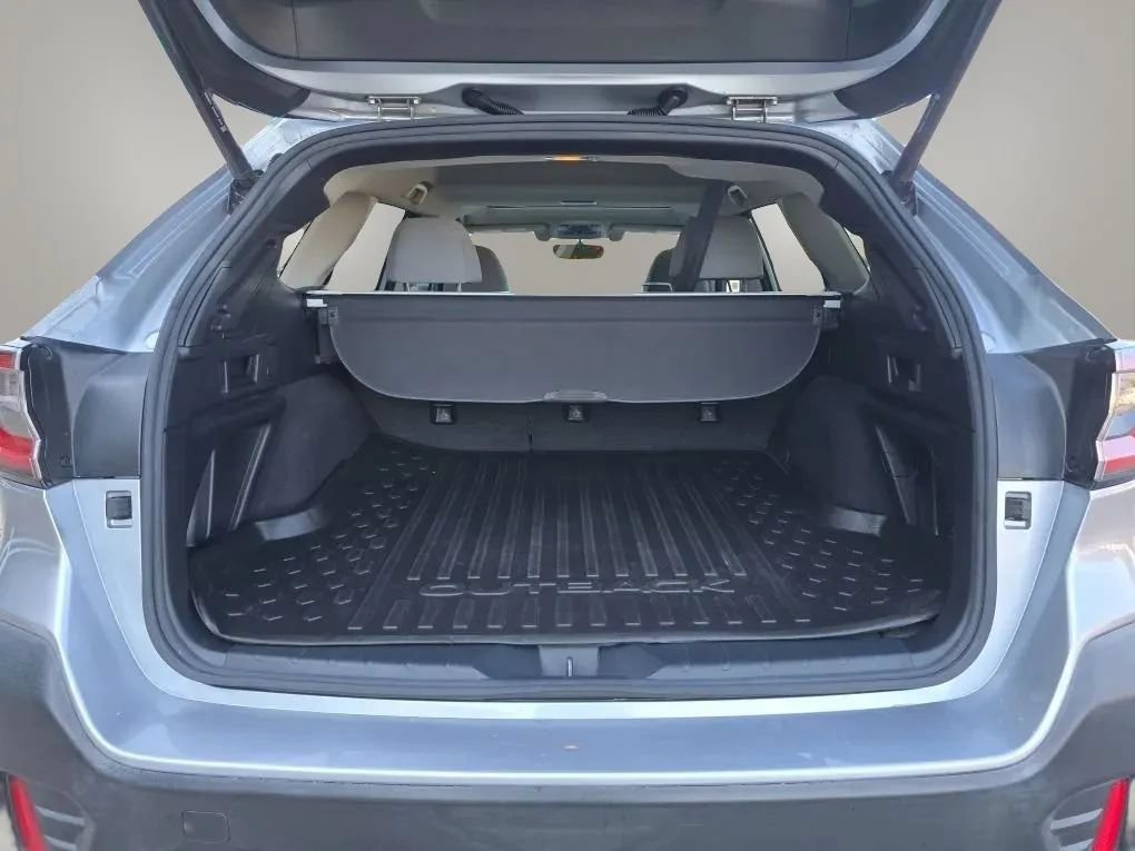 Used 2021 Subaru Outback Premium AWD/4WD image 48
