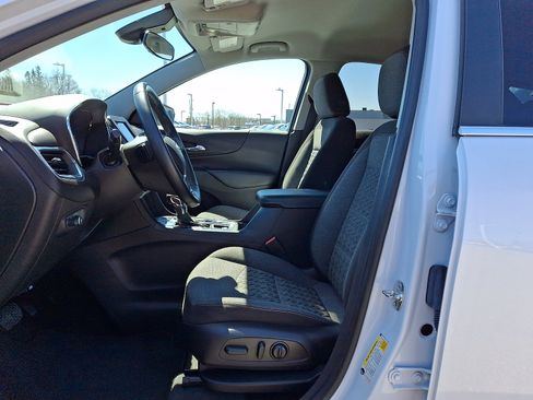 Certified 2024 Chevrolet Equinox LT AWD/4WD image 13
