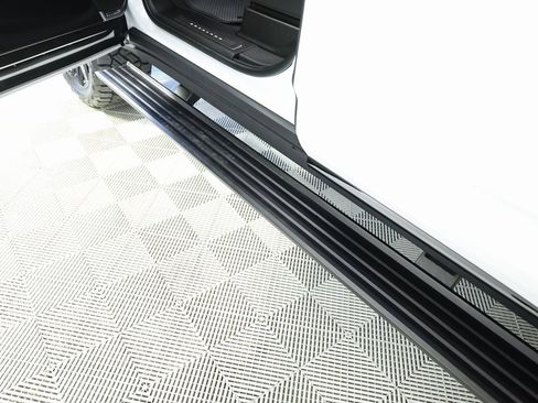 Used 2026 Cadillac Escalade Sport w/ Touring Package image 19