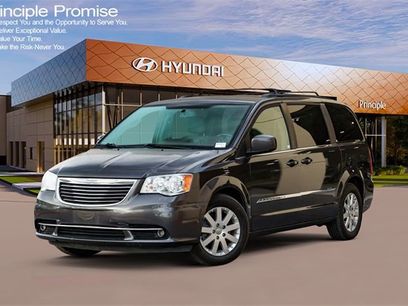 Used 2016 Chrysler Town & Country Touring