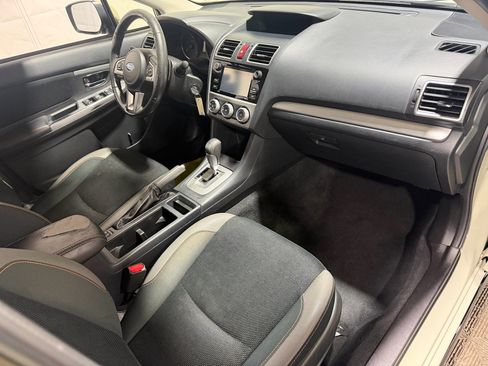 Used 2016 Subaru Crosstrek 2.0i Premium image 13