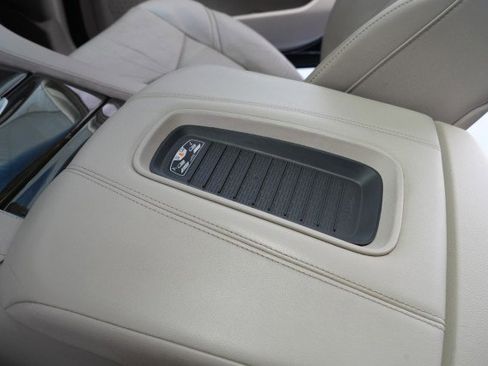 Used 2020 Cadillac Escalade Luxury image 57