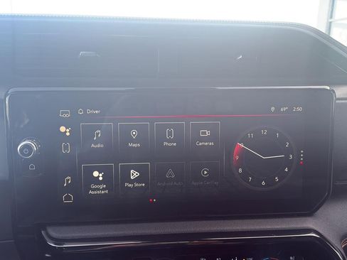 Used 2023 GMC Sierra 1500 AT4 w/ Technology Package image 15