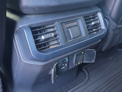Used 2023 Ford F150 Raptor AWD/4WD image 42