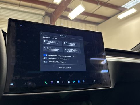 Used 2021 Tesla Model S Long Range image 8