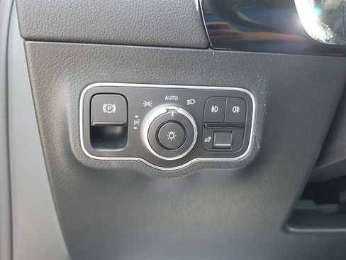 Certified 2025 Mercedes-Benz GLA 250 image 14