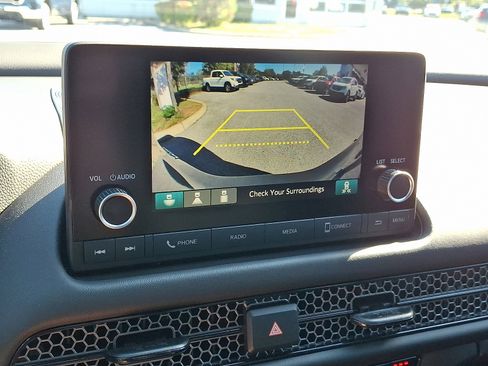 Certified 2025 Honda HR-V Sport image 17