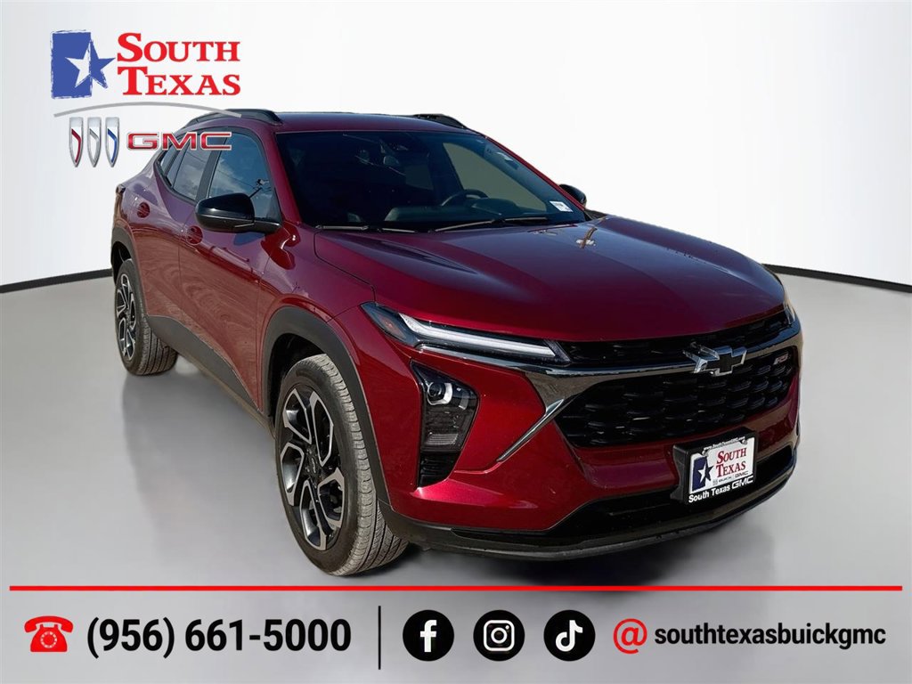 Used 2025 Chevrolet Trax RS w/ Driver Confidence Package FWD image 1