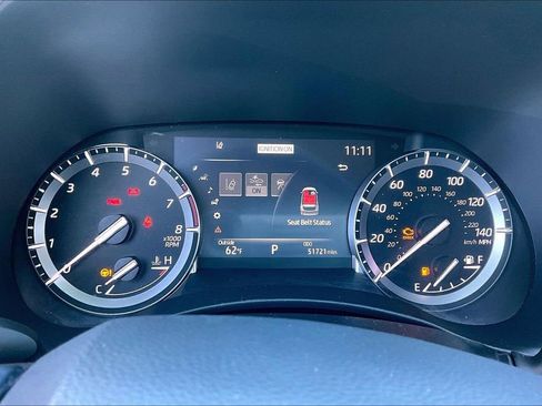 Used 2021 Toyota Highlander XLE image 13