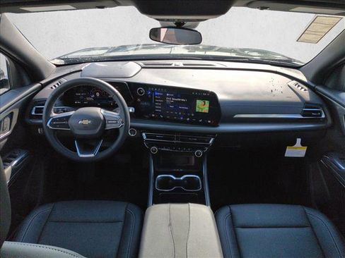 New 2026 Chevrolet Traverse LT w/ Sun and Wheel Package image 15