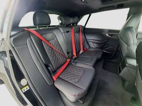 New 2026 Audi SQ8 Prestige image 30