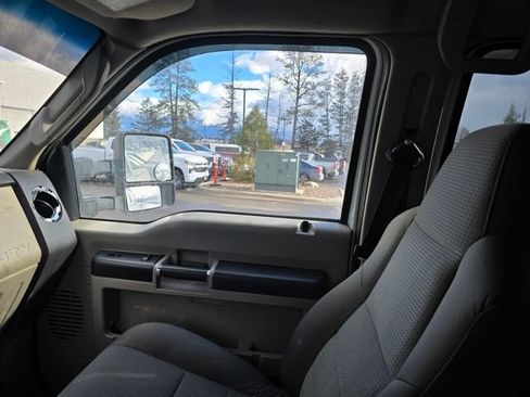 Used 2010 Ford F350 XLT image 12