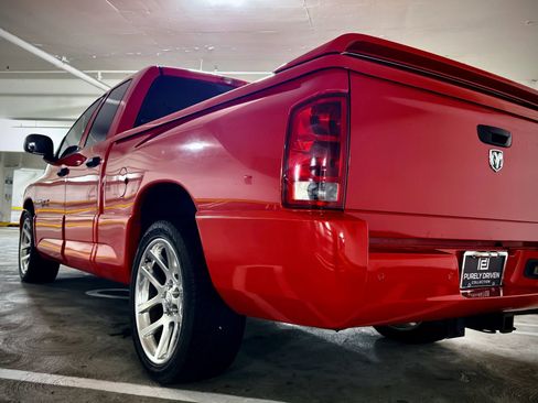 Used 2005 Dodge Ram 1500 Truck 2WD Quad Cab image 12