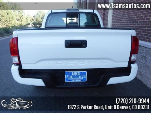 Used 2016 Toyota Tacoma SR image 32