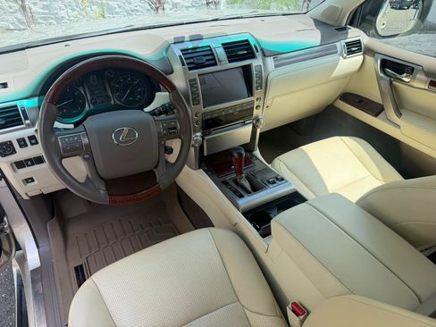 Used 2012 Lexus GX 460 w/ Comfort Plus Pkg AWD/4WD image 26