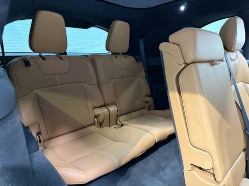 Used 2026 Lucid Gravity Dream image 28