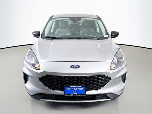 Used 2022 Ford Escape SE FWD image 2