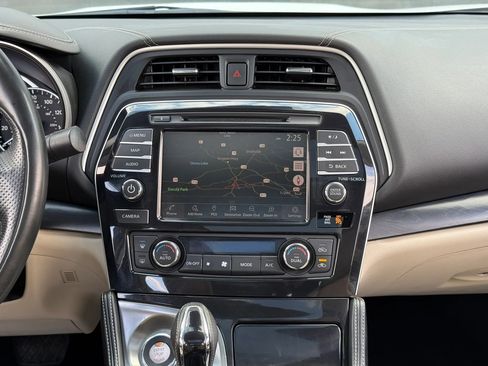 Used 2022 Nissan Maxima Platinum w/ Sport Mat Group image 20