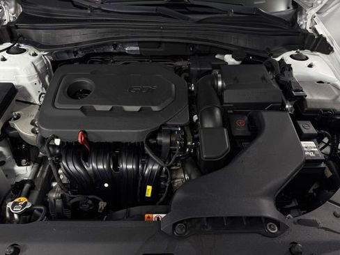 Used 2019 Kia Optima LX image 14