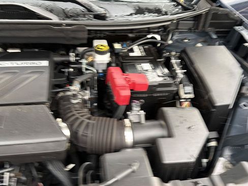 Used 2024 Nissan Rogue SV FWD image 35