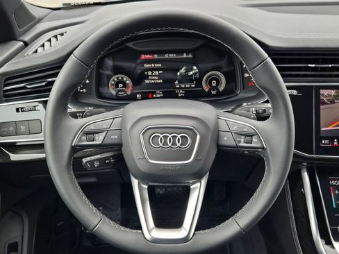Used 2025 Audi Q7 2.0T Premium Plus w/ Premium Plus Package AWD/4WD image 15