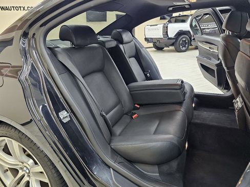 Used 2015 BMW 740Li image 23