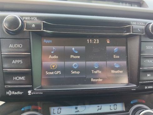 Used 2017 Toyota RAV4 XLE w/ Plus Extra Value Package AWD/4WD image 16