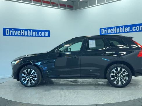 Used 2023 Volvo XC60 B5 Plus image 8