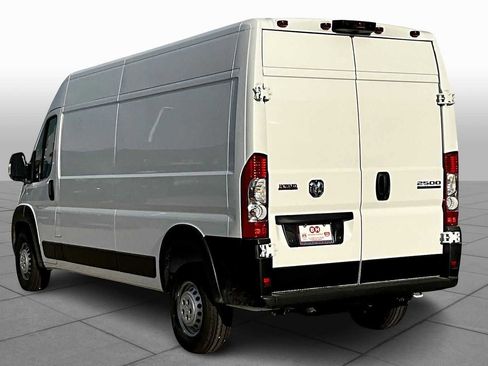 New 2026 RAM ProMaster 2500 w/ Convenience Group image 13