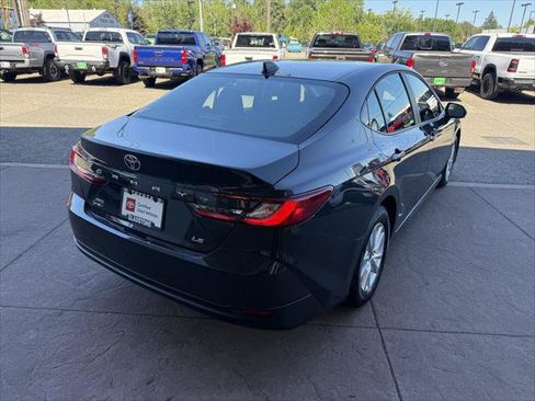 Certified 2025 Toyota Camry LE AWD/4WD image 6