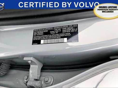 Certified 2025 Volvo XC60 B5 Plus image 44