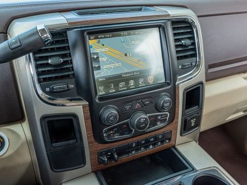 Used 2014 RAM 2500 Laramie image 27