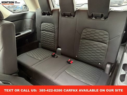 Used 2025 Nissan Pathfinder SV image 36