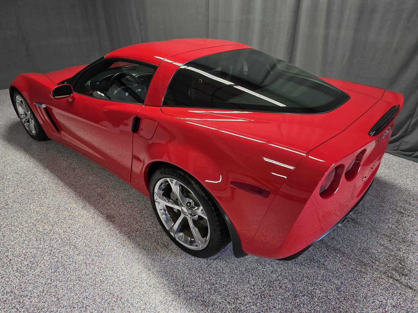 Used 2011 Chevrolet Corvette Grand Sport w/ Preferred Equipment Group RWD image 13