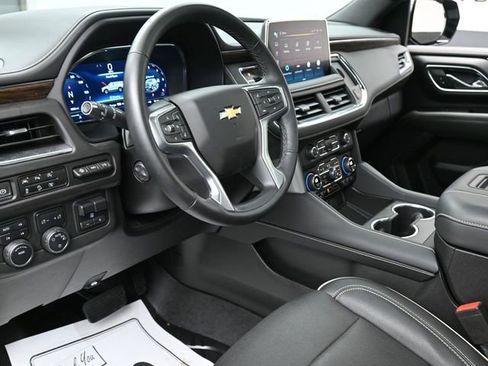 Used 2024 Chevrolet Tahoe Premier w/ Premium Package AWD/4WD image 14