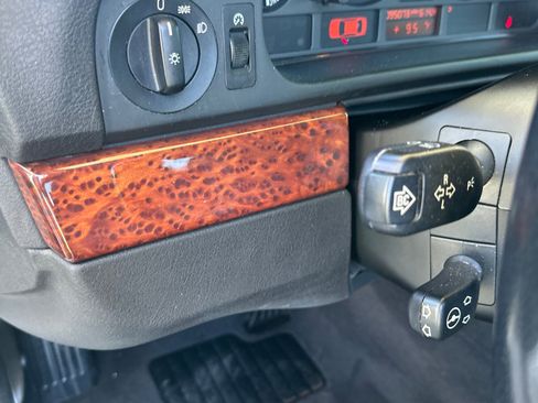 Used 2000 BMW 528i Sedan image 30