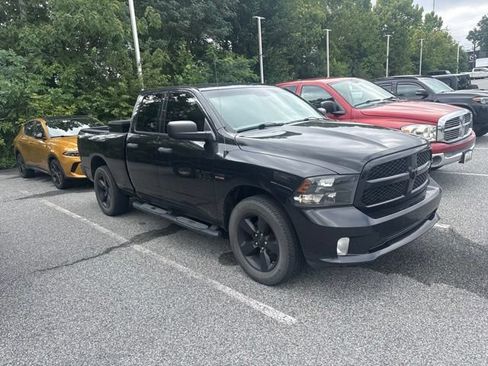 Used 2015 RAM 1500 Express w/ Black Ram 1500 Express Group AWD/4WD image 4