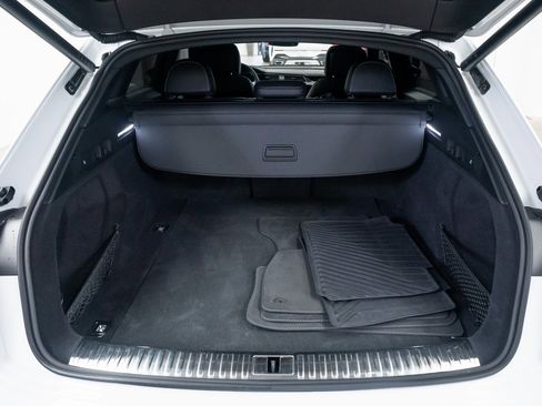 Used 2023 Audi e-tron S Premium Plus image 8