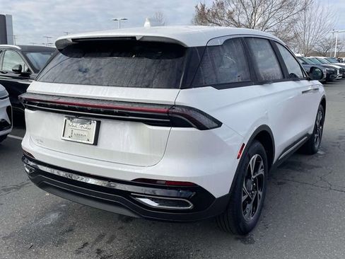 New 2026 Lincoln Nautilus Premier w/ Equipment Group 102A image 28