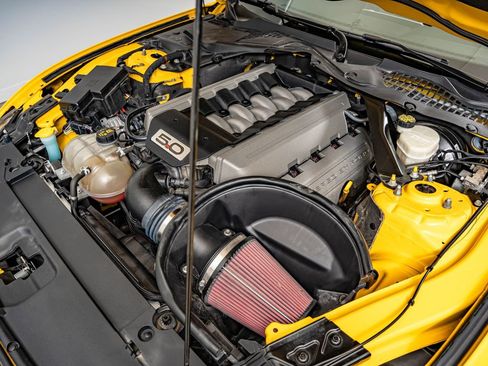 Used 2015 Ford Mustang GT Premium w/ Equipment Group 401A RWD image 42