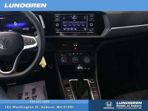 Used 2023 Volkswagen Jetta Sport FWD image 19