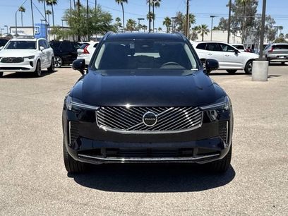 New 2025 Volvo XC90 T8 Plus w/ Protection Package Premier